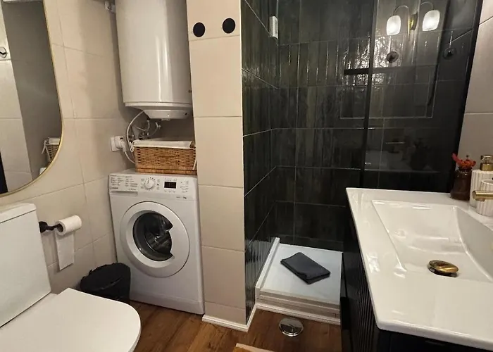 New - Luxury Front Sesimbra